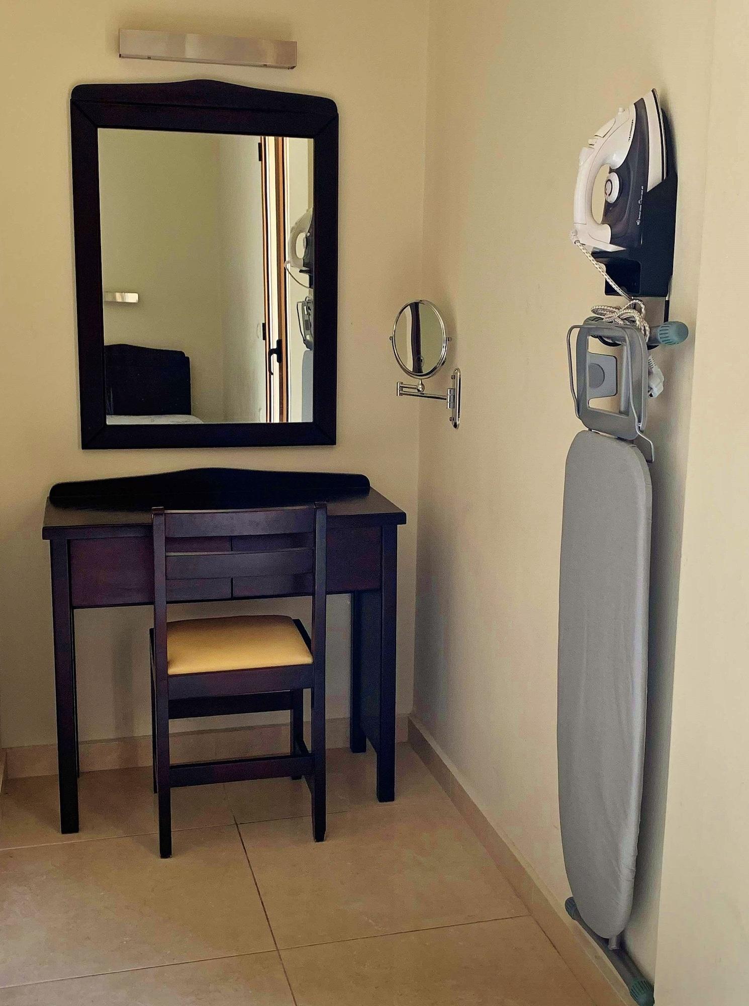 24 Seven Boutique Hotel Malia  Ngoại thất bức ảnh